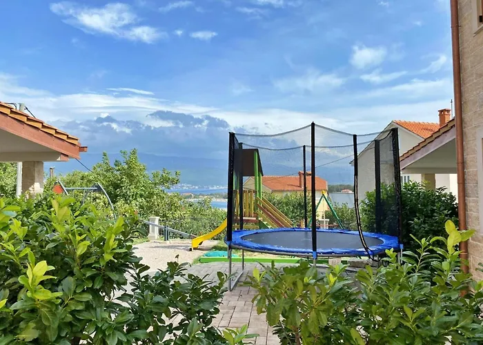 Rebeka By Interhome Apartmán Šilo