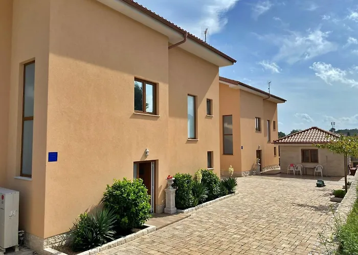 Rebeka By Interhome *