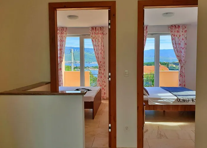 Rebeka By Interhome *