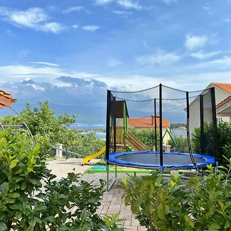 Rebeka By Interhome Apartament Šilo