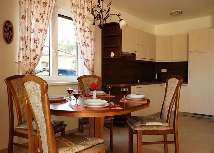 Apartament Rebeka By Interhome Šilo